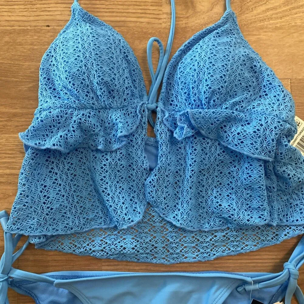 Salt + Cove Juniors' Crochet Ruffle-Trim Midkini & Hipster Bikini Set Size Small